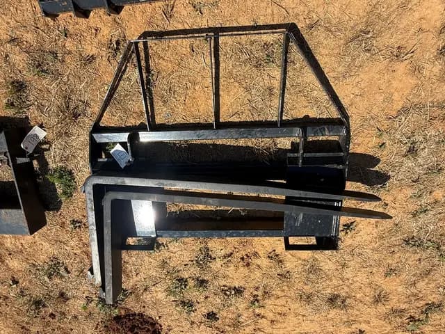 Standard pallet forks - image 1